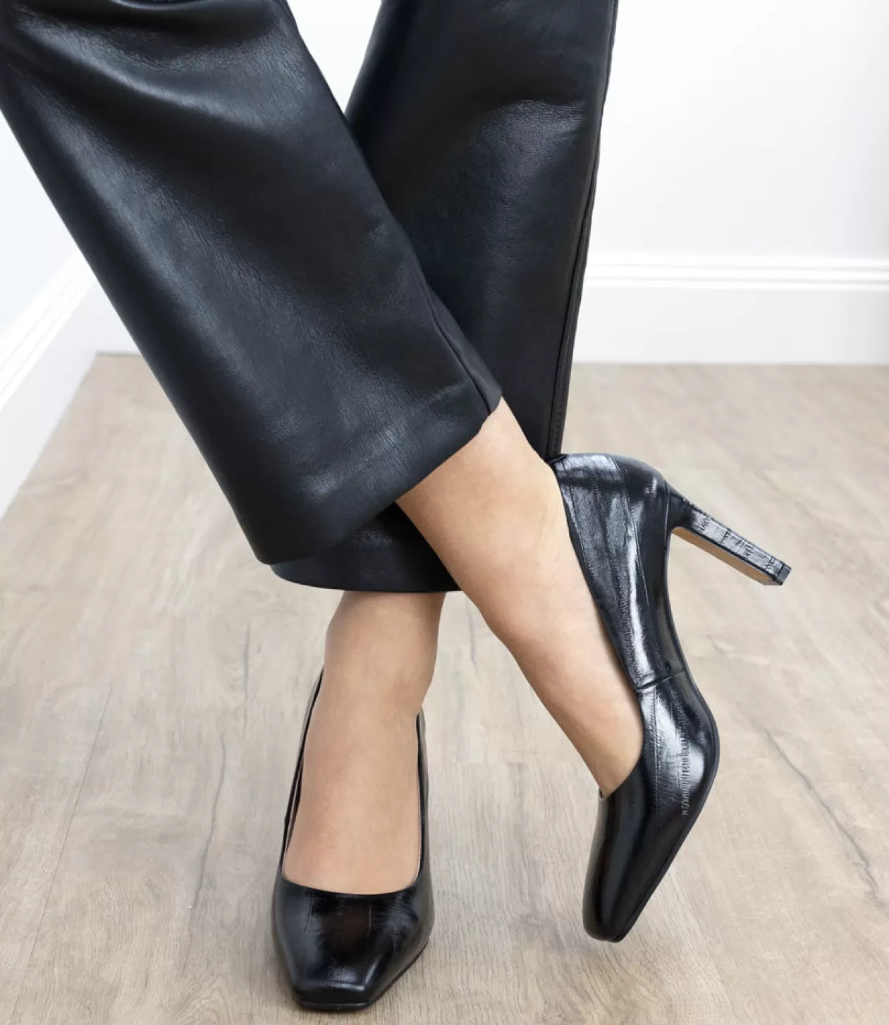 Edward Meller High Heel<Brooklyn85 Square Toe Pump In Black Eel