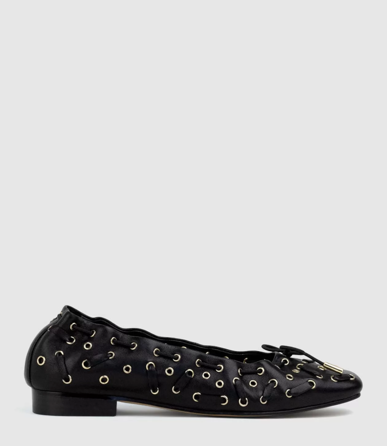 Edward Meller Ballet Flats<Erata Square Toe Ballet With Eyelets In Black