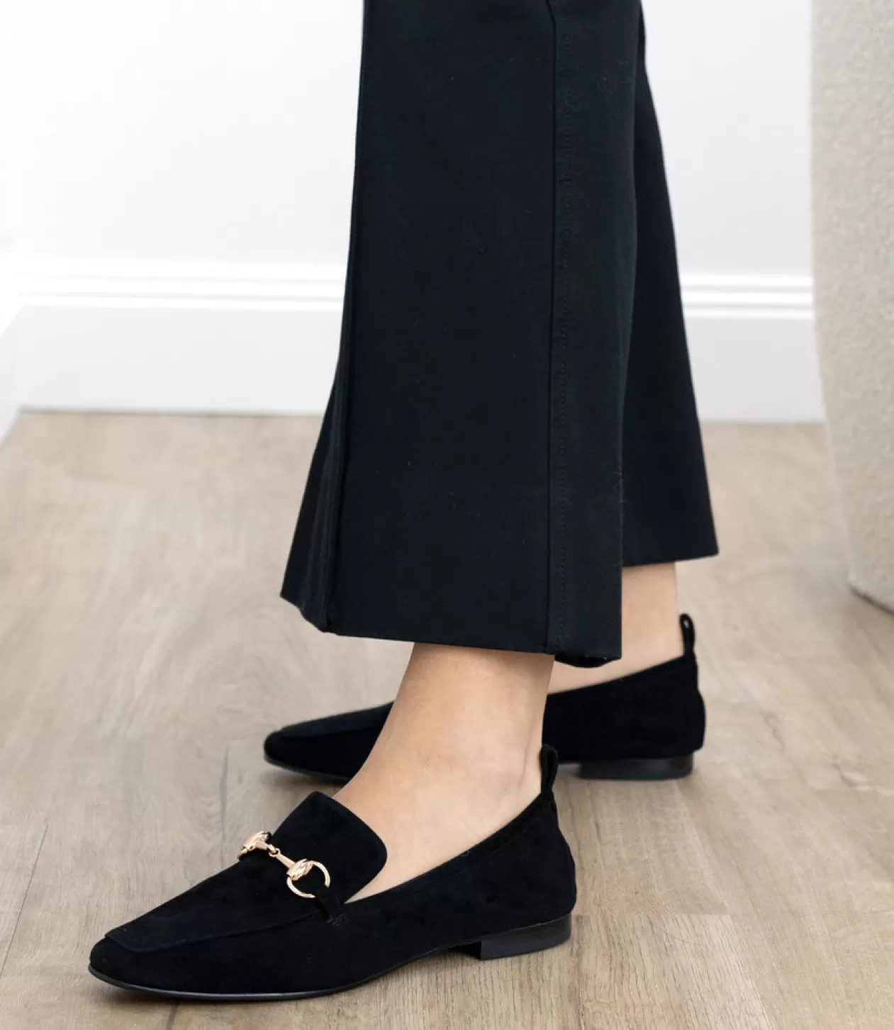 Edward Meller Loafers & Moccasins<Finer Elastic Back Slipper With Hardware In Black Suede