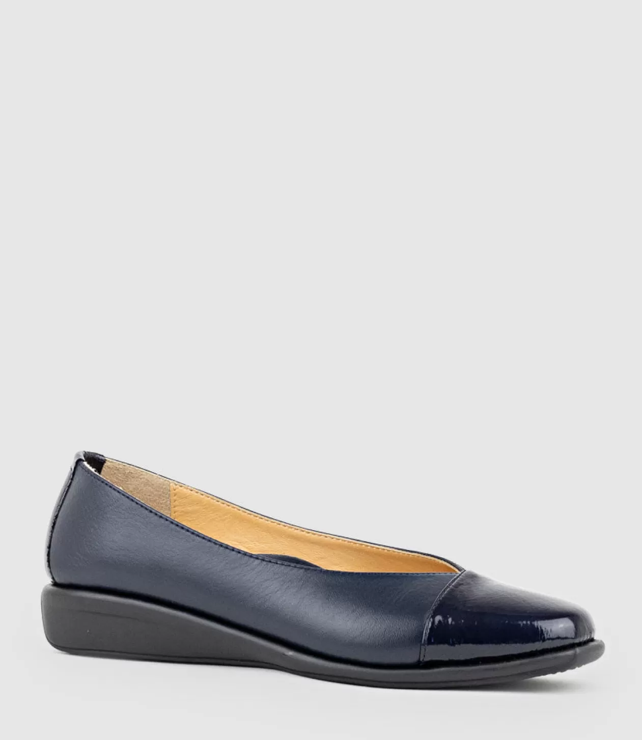 Edward Meller Low Heel<Frankly Cap Toe Comfort Ballet In Navy