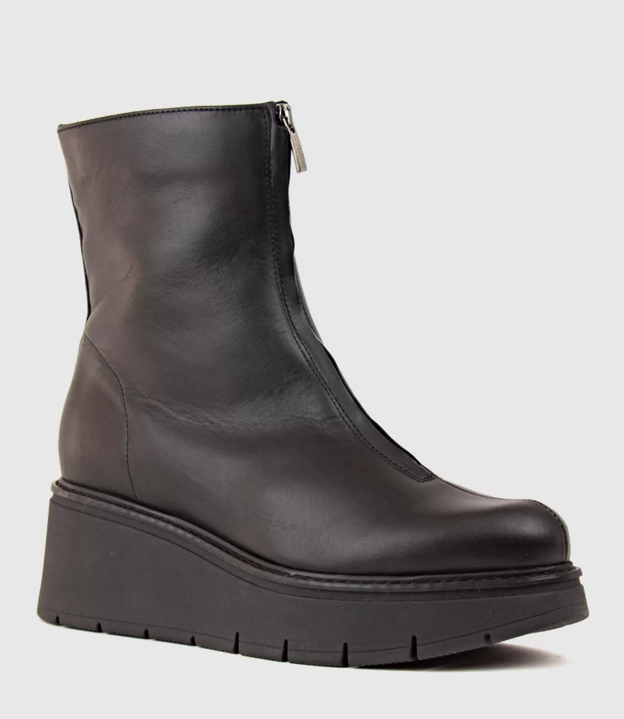 Edward Meller Ankle Boots<Gale Front Zip Boot On Wedge In Black