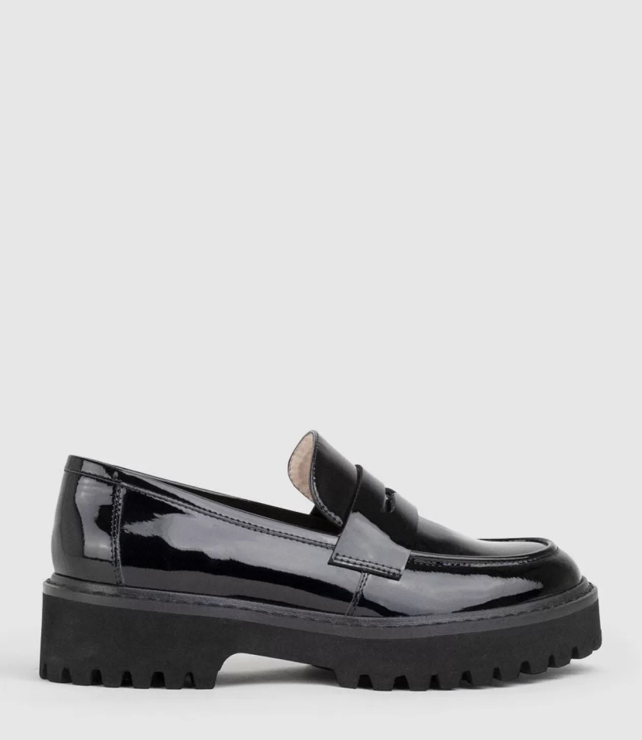 Edward Meller Loafers & Moccasins<Gillian Moccasin On Chunky Sole In Black Patent