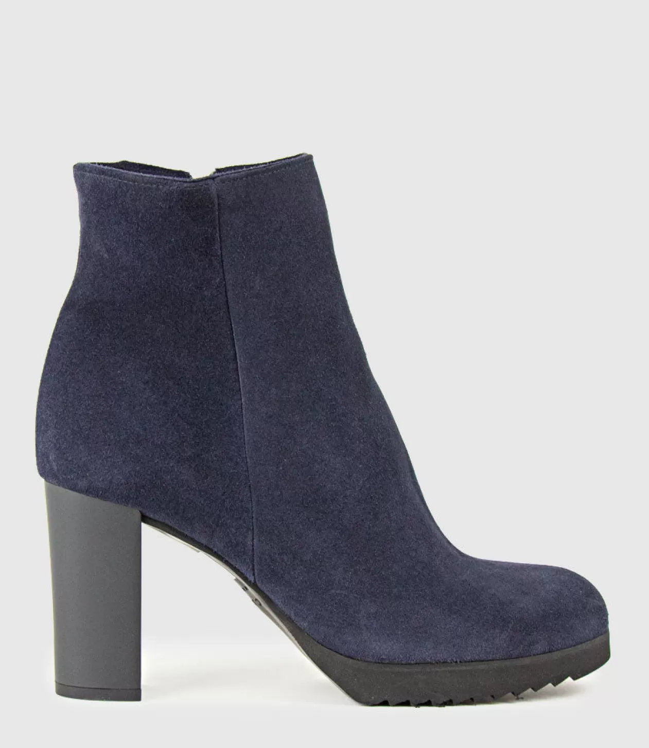 Edward Meller Ankle Boots<Myranda Rubber Heel Ankle Boot In Navy Suede