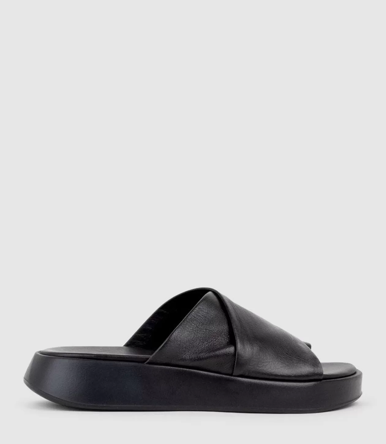 Edward Meller Low Sandals<Teslyn Toe Thong Slide On Unit In Black