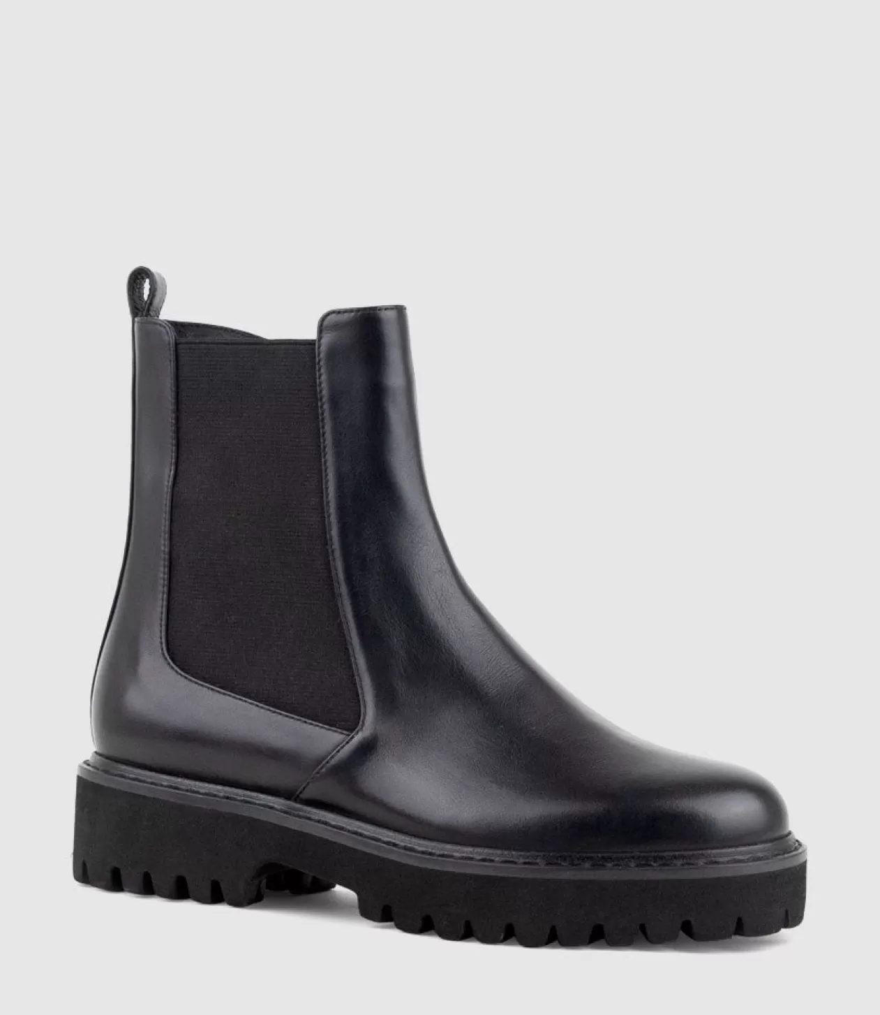 Edward Meller Ankle Boots<Wallace Chukka Boot On Lug Sole In Black Calf