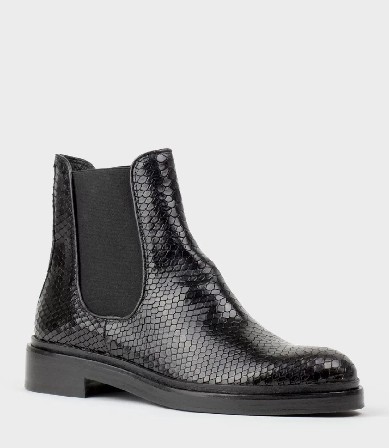 Edward Meller Ankle Boots<Wyn Chelsea Boot On Exaggerated Sole In Black Reptile