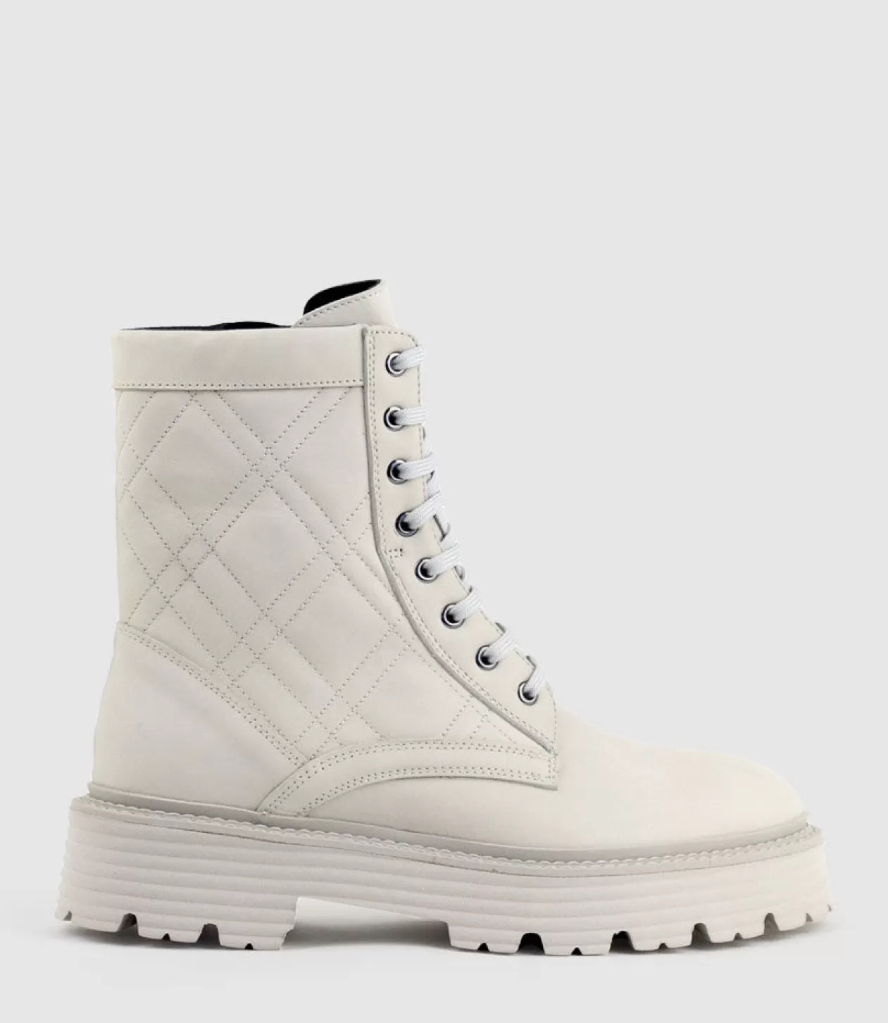 Edward Meller La Canadienne<Yasmin Quilted Lace Up Boot In Bone