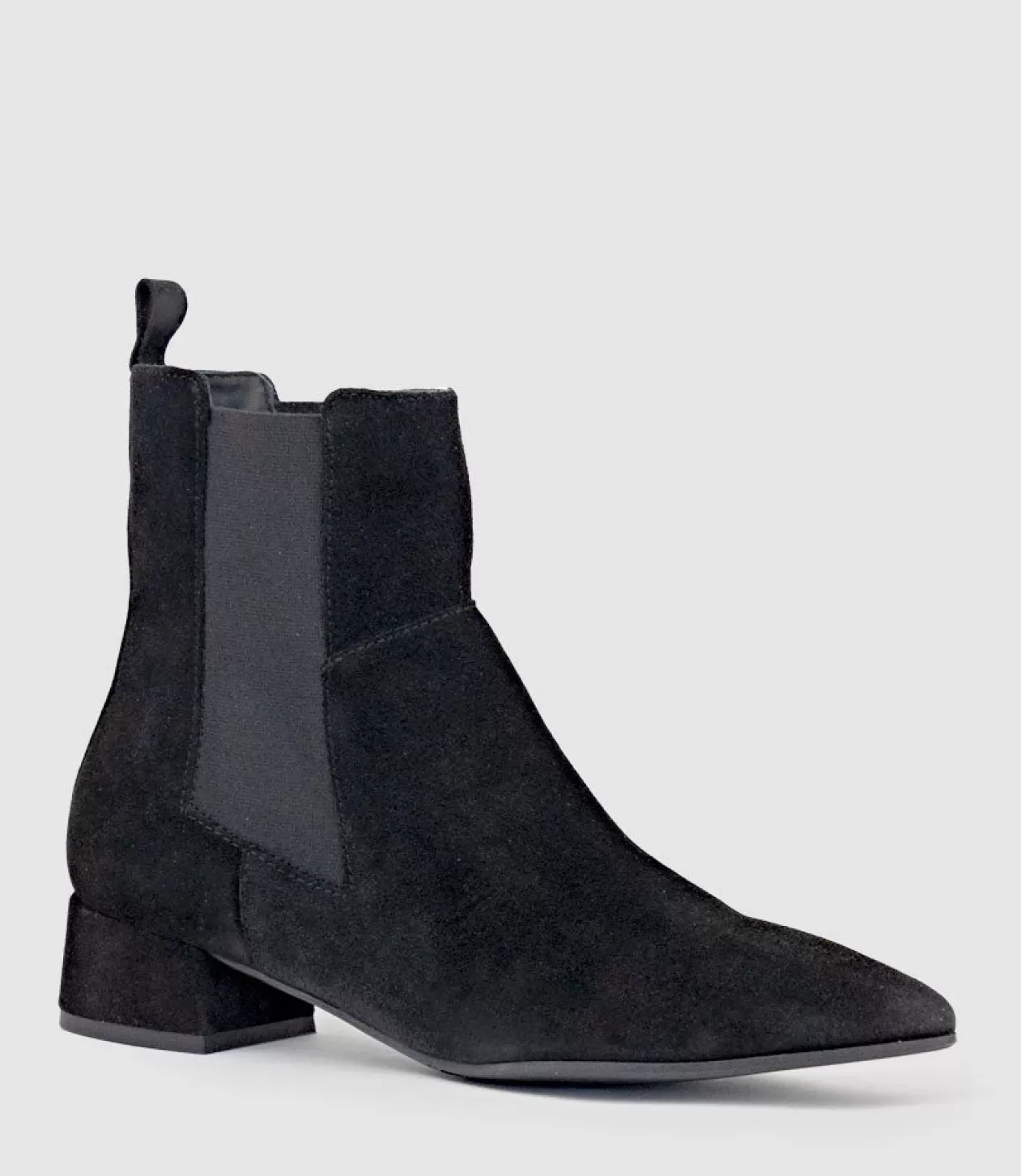 Edward Meller Ankle Boots<Zebe35 Pointed Ankle Boot With Gusset In Black Suede