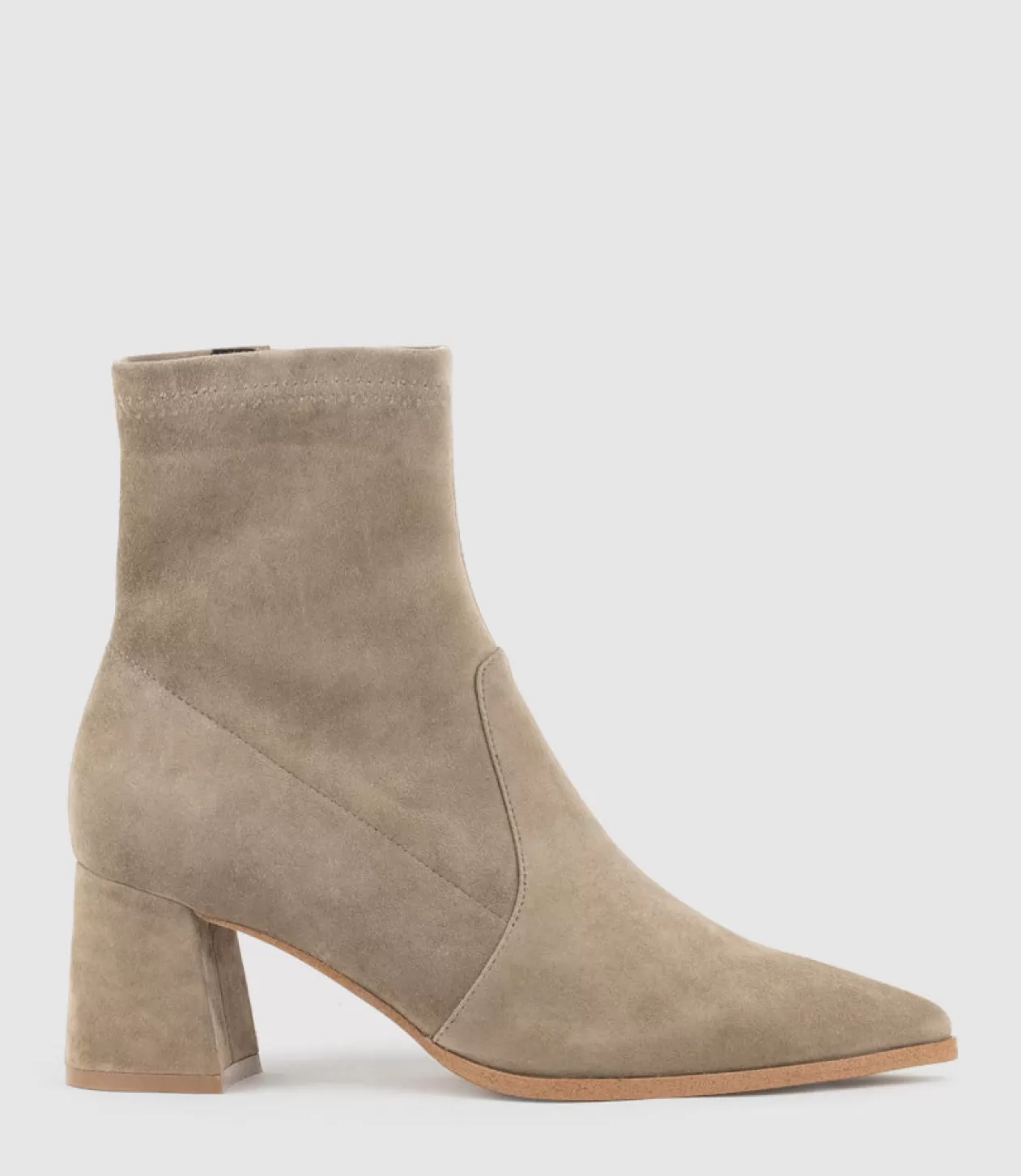 Edward Meller Ankle Boots<Zyla65 Block Heel Ankle Boot In Latte Suede